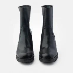 Ankle boot