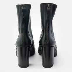 Ankle boot