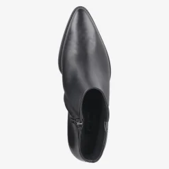 Ankle boot