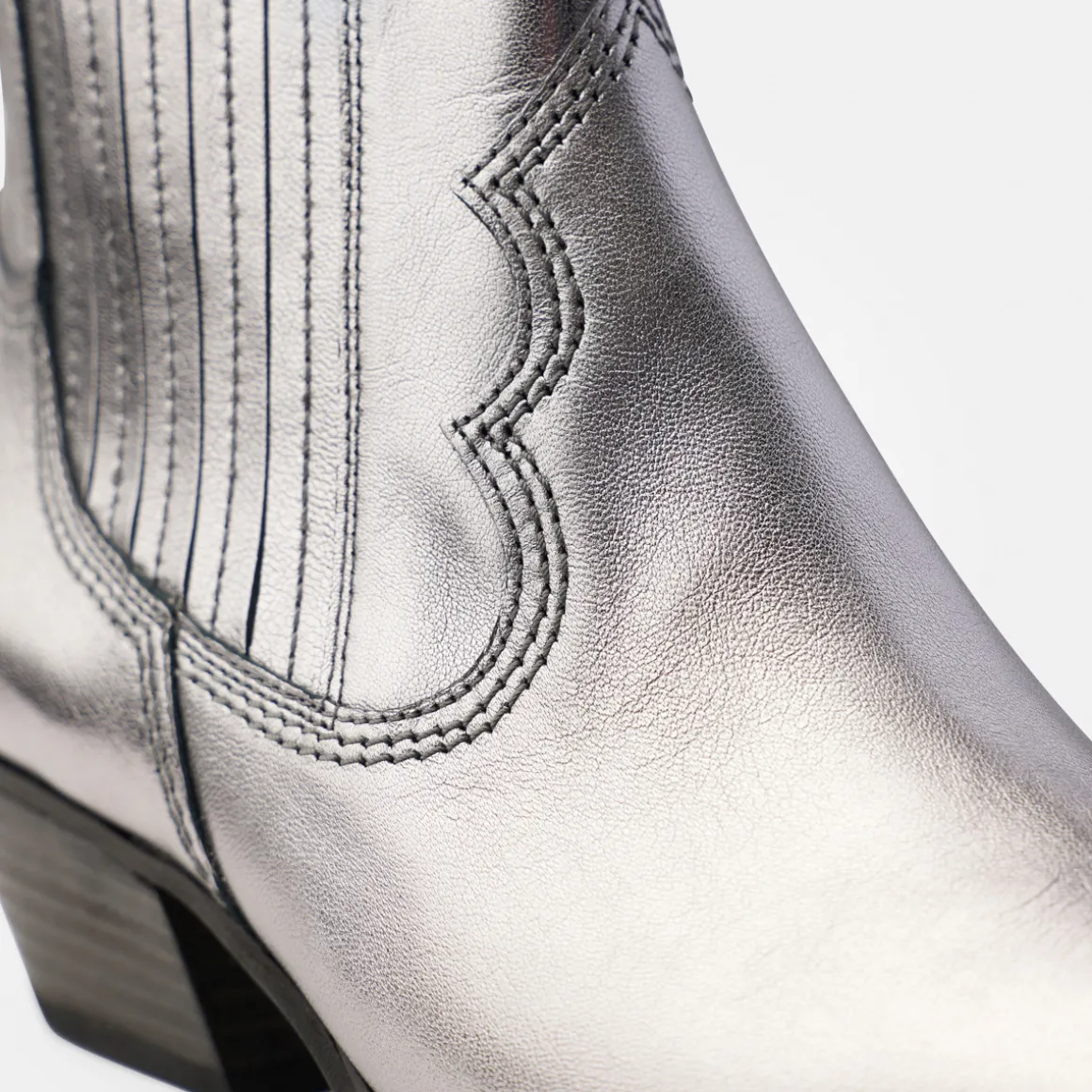 Ankle boot