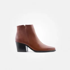 Ankle boot