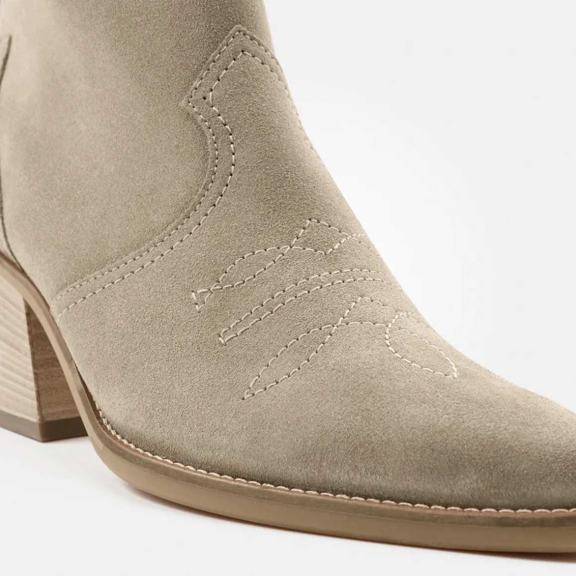 Ankle boot