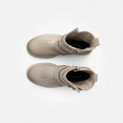 Ankle boot