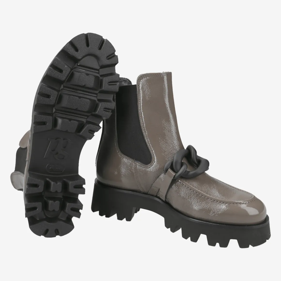 Chelsea boots