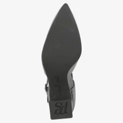 Clasp pumps
