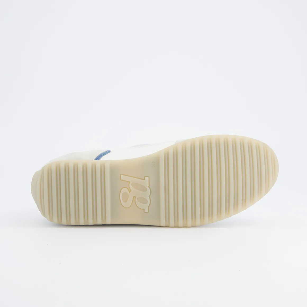 Clasp pumps
