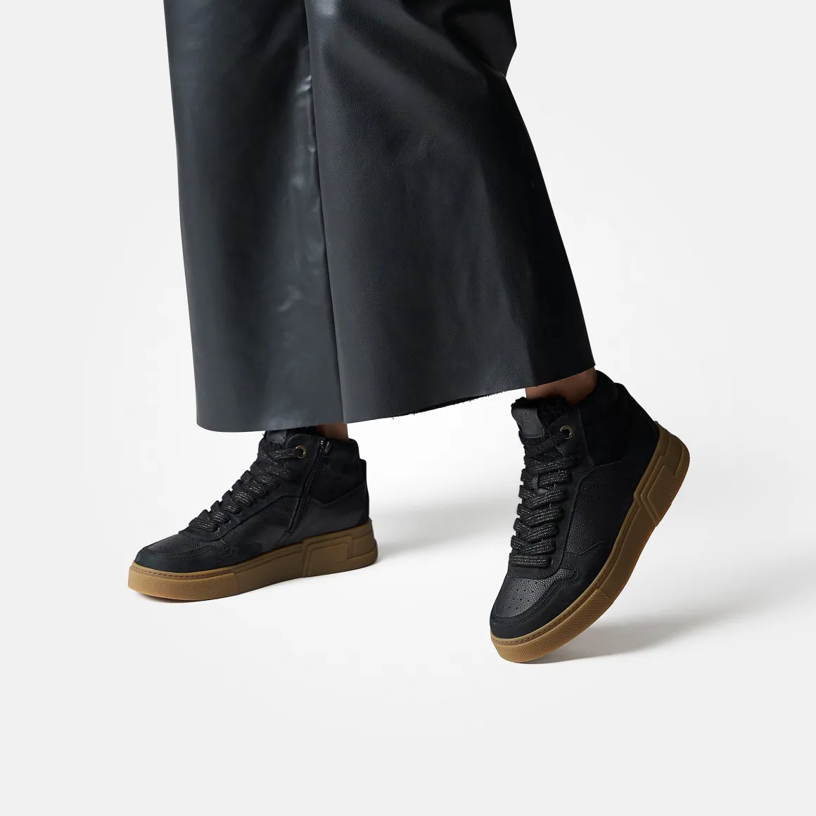 Hightop Pauls with removable footbed
