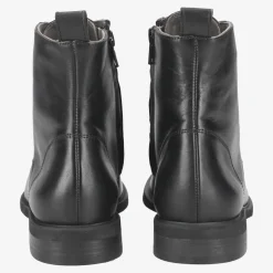 Lace-up ankle boot