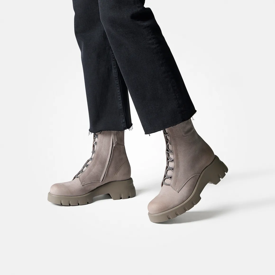 Lace-up ankle boot