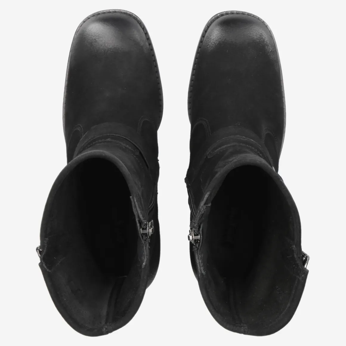 Lace-up ankle boot