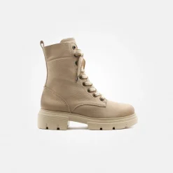 Lace-up bootie