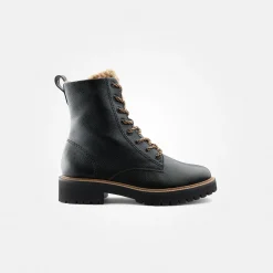 Lace-up bootie with warm lining