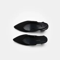 Sandal