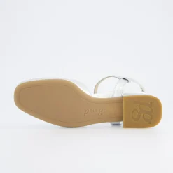 Sandal