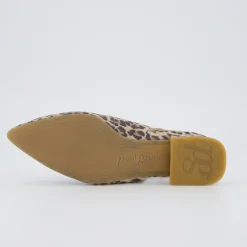 Sandal