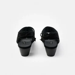 Sandal