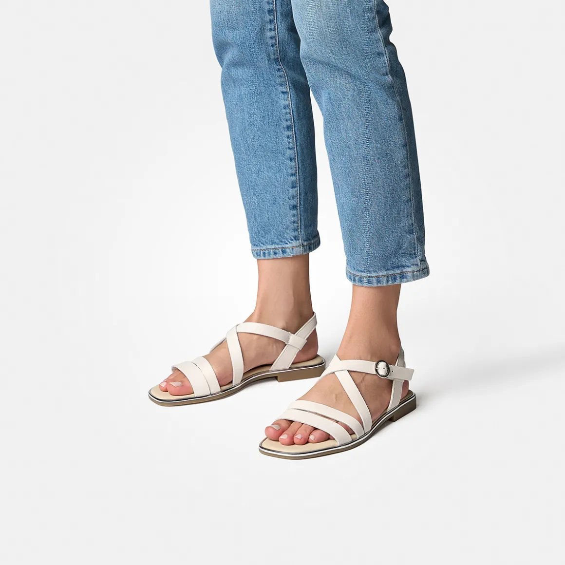 Sandal