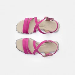 Sandal