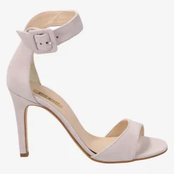 Strappy sandal