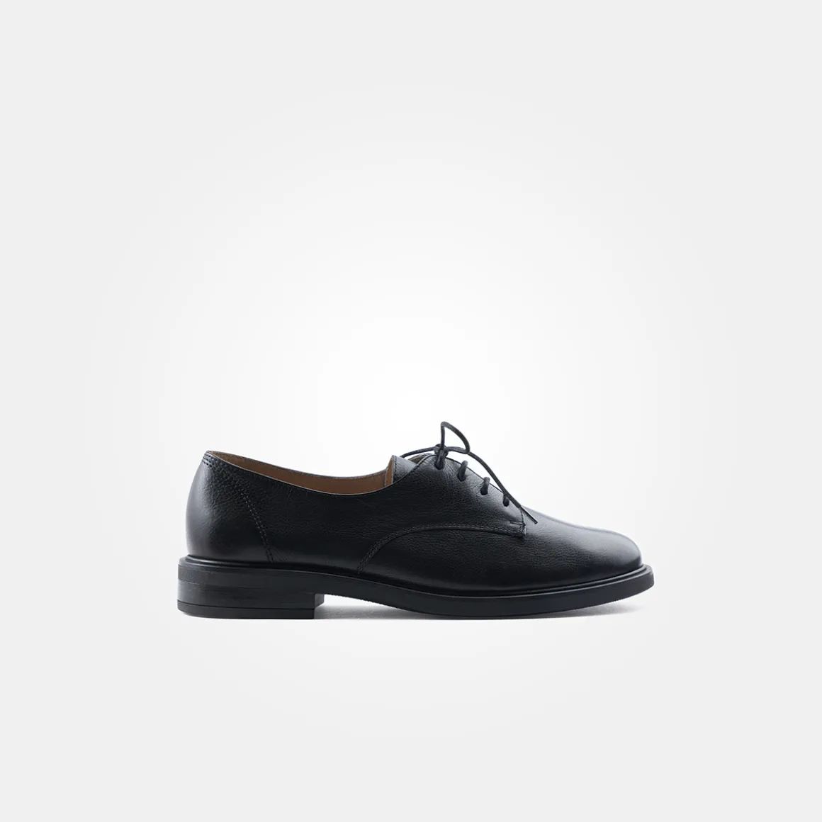 SUPER SOFT lace-up shoes