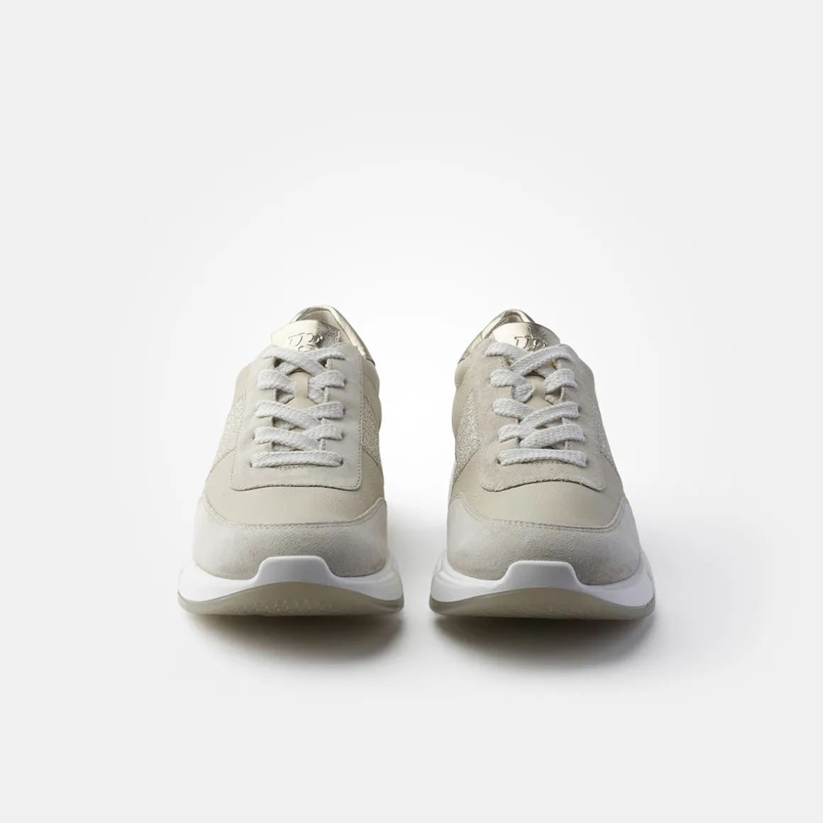 SUPER SOFT sneaker with removable footbed